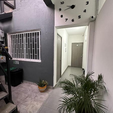 Apartament Aparta Estudio Amoblado 4 Medellin, San Joaquin Zewnętrze zdjęcie